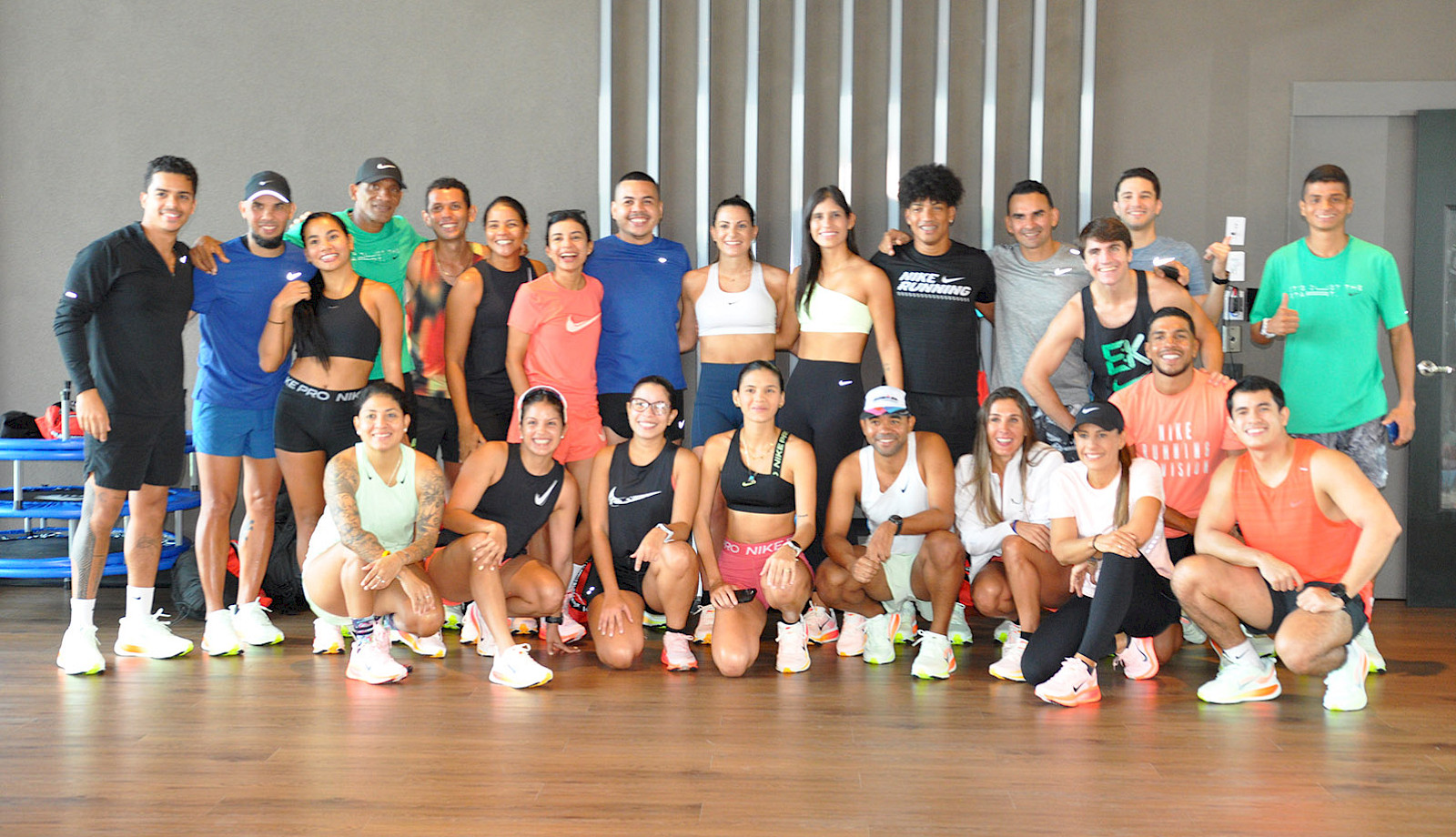 LANZAMIENTO DE NIKE VOMERO RUN 18